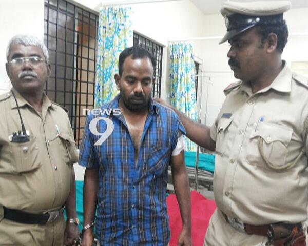 News9Tweets's tweet image. #ChainSnatcher Velu taken into custody by Malleshwaram police for trying to snatch gold chain from a woman in area