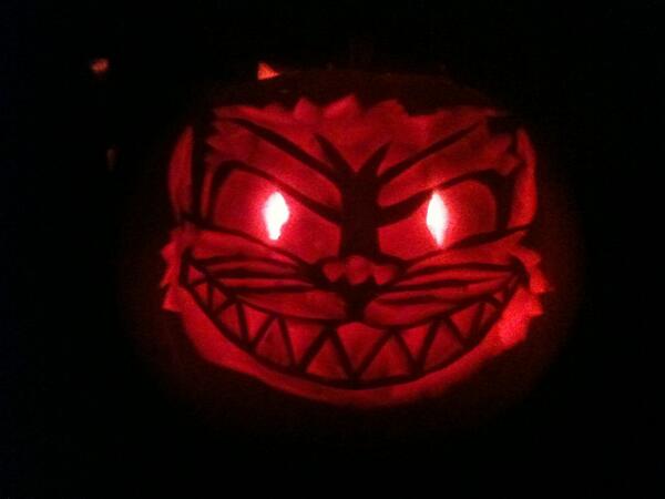 CSRacing34's tweet photo. This years pumpkin http://t.co/s0CHHQCtPJ