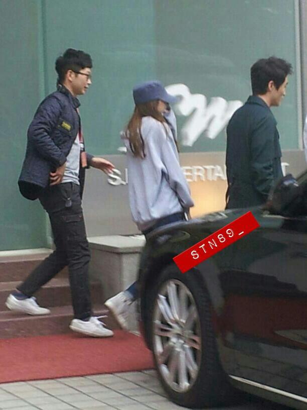 BX5CPV-CMAE8YvW.jpg:large