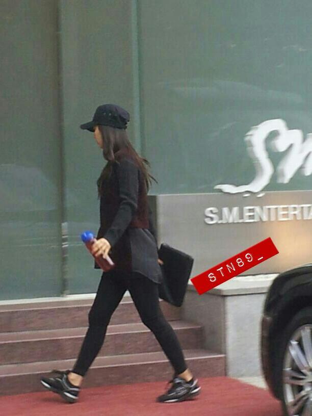 BX5Co-2CYAApOYW.jpg:large