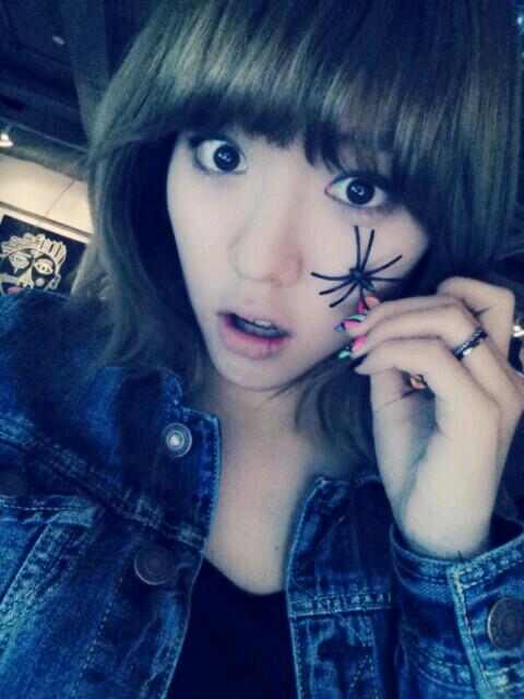 BX5bzOQCUAEp_uy.jpg:large