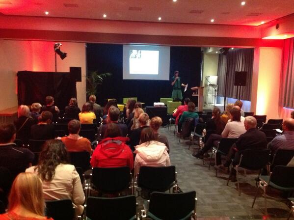 Kinderen rouwen heel anders dan volw, hoe kan je hen helpen in hun verdriet? Geboeid luisteren #boekenbeurs