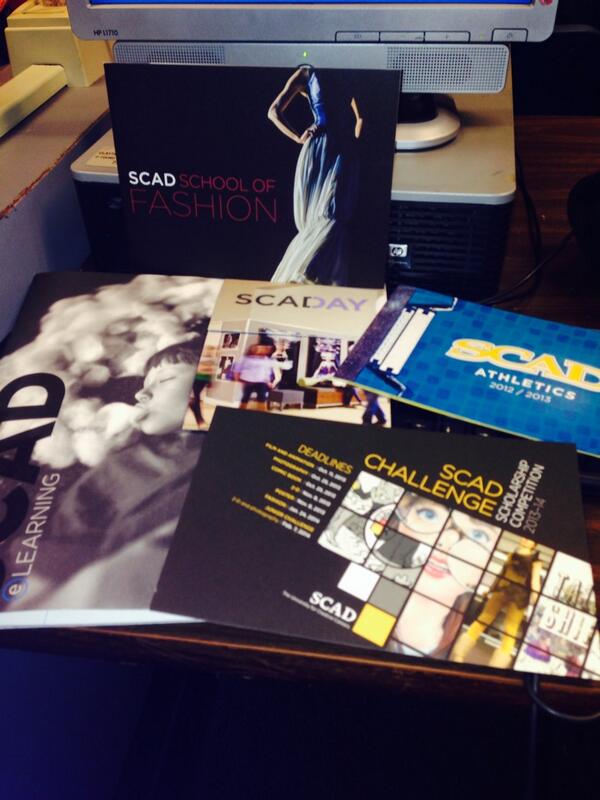 ___QueenM's tweet image. SCAD Erthinggg !