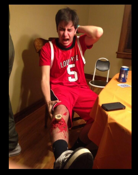 MrVincredible's tweet image. 😳😳😳 #PrayForWare RT @INcrowd_Esco: Too soon!! RT“@DRUtheMONSTER: LMFAO "@RJJ954: NOOOOOOOOOOOO http://t.co/ux5jHmKffI"”