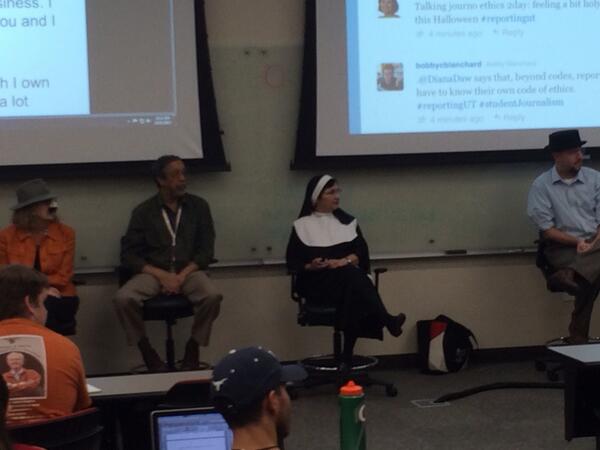 bobbycblanchard's tweet image. #reportingUT professors dress up for Halloween:
