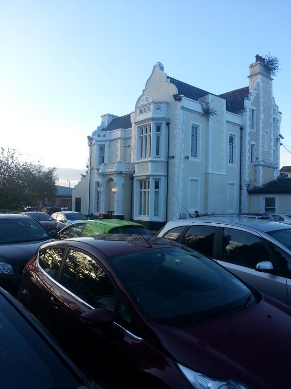 kaayceee's tweet photo. Next stop Devonshire Hotel Liverpool 2nd venue booked #Team IR #Syria @Zia_Salik http://t.co/Zg5T7qAwMJ