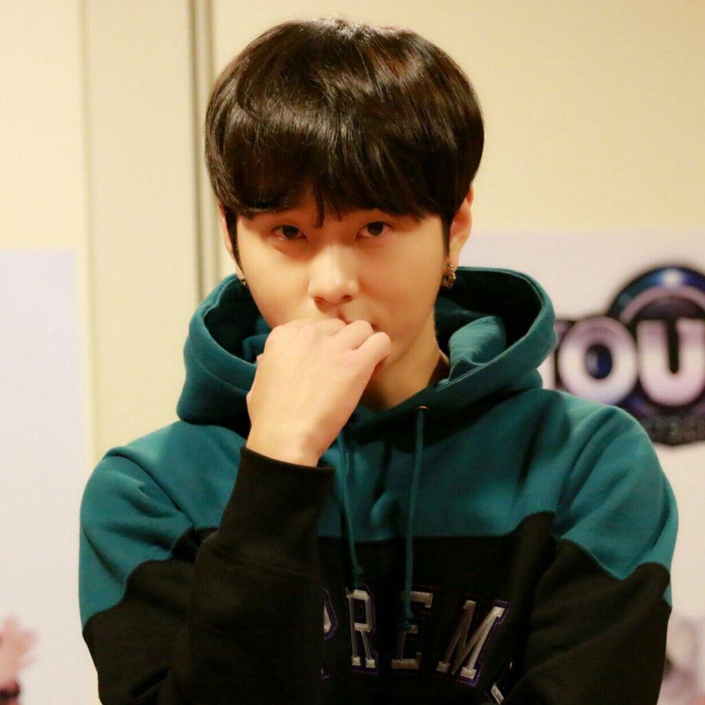 BX7ErWrCEAA8C6p.jpg:large