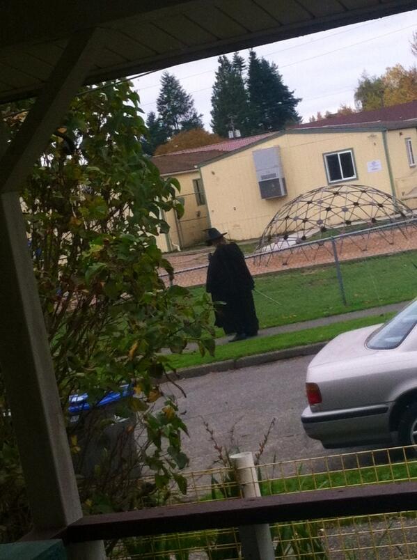 #BremertonPirate lol fuckin love this man u go boiii