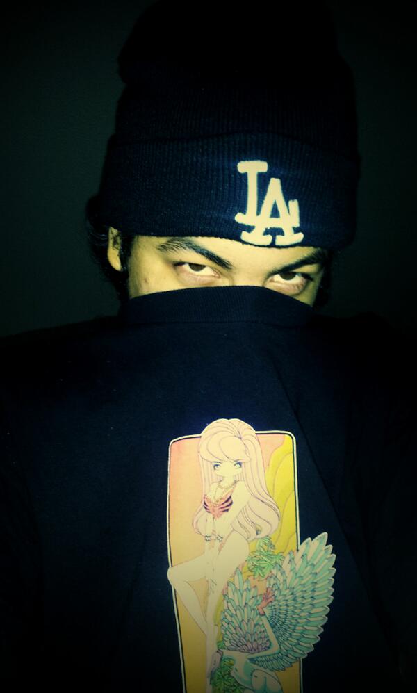katanaslayer's tweet photo. The Cold Will Make You Bleed http://t.co/vWXXOq9IFB