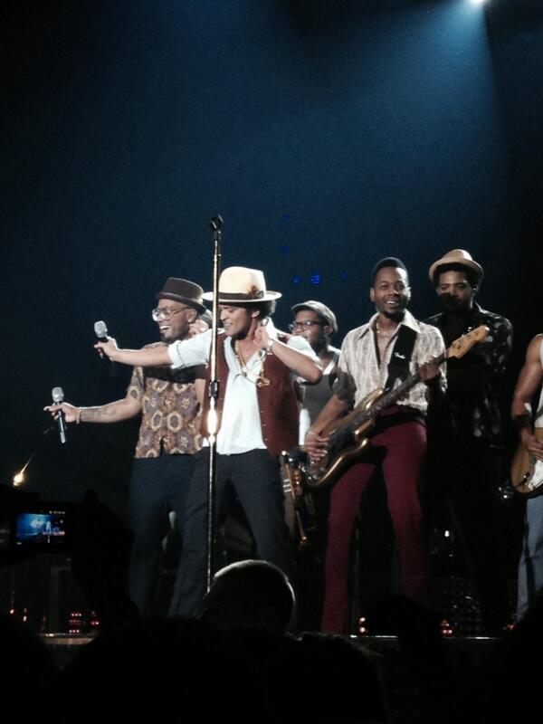 Helene718DK's tweet photo. @Napeson THANK YOU SO MUCH FOR TONIGHT http://t.co/MzHoL7uRSu