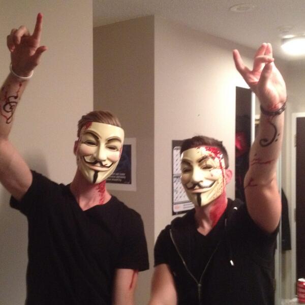 ICSherman's tweet image. For #Halloween two dead djs- @nickyromero styled