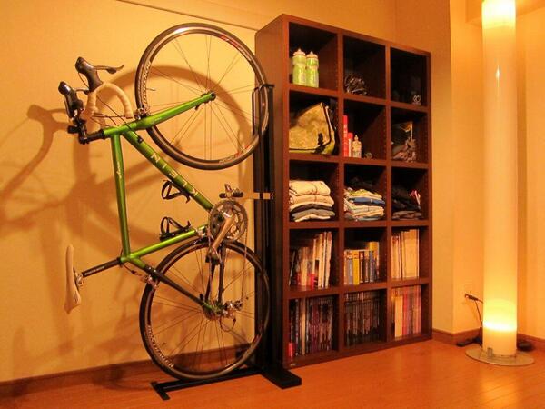 部屋づくり画像集 Auf Twitter 自転車のある部屋 この置き方なら汚れない T Co Jl2dkqli