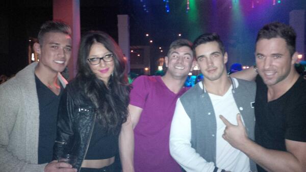 dooobe's tweet photo. The calgary boys http://t.co/WzyoU0kuwK