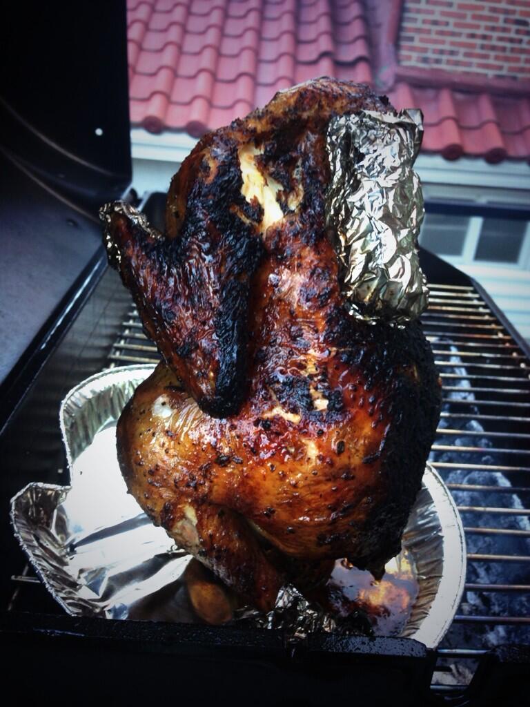 BXA_yB4CAAA_rVB.jpg:large