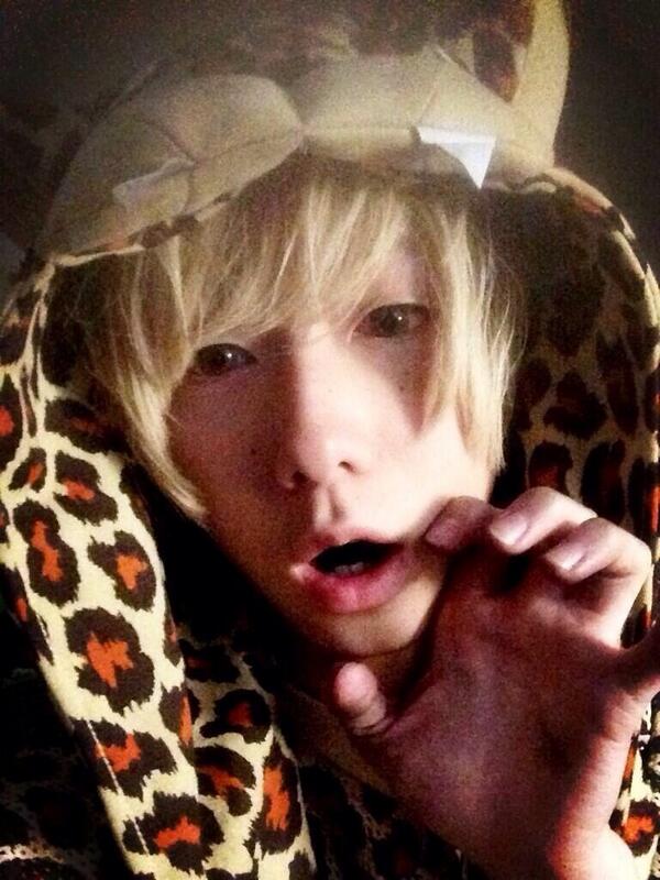 ____JINTO_ss's tweet photo. _

.

.

.

　　　　　　　読モ しおうらじんと nr

　　　　　　　　　　RT　⇔　迎

　　　　　　　俺とがうがう摺る　？

.

⊿ http://t.co/kRHRaWRDnG