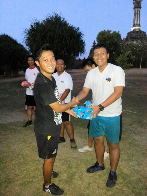 <a href="/Westnawaa/">Dewa Wesnawa Palguna</a> has been awarded as The Best Player in the Competition.  Congrats dude!
