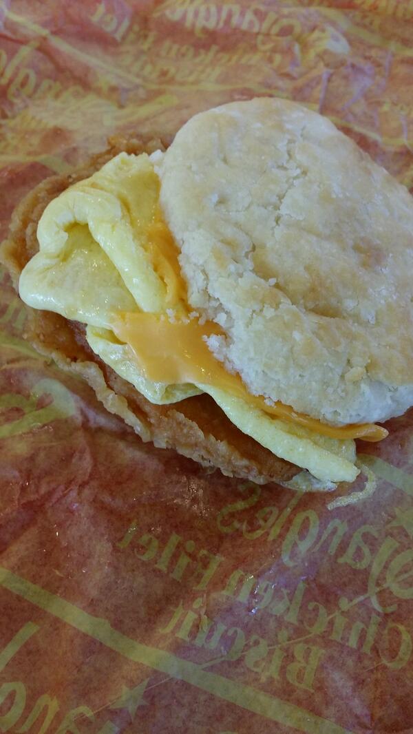 djfresh2def803's tweet image. #BOJANGLE'S chicken egg and cheese
