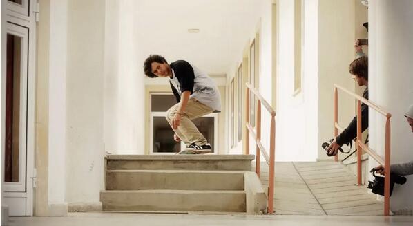 #SKATE : adidas Skateboarding welcomes Dennis Durrant !
Video here : bit.ly/1a4mF3E l