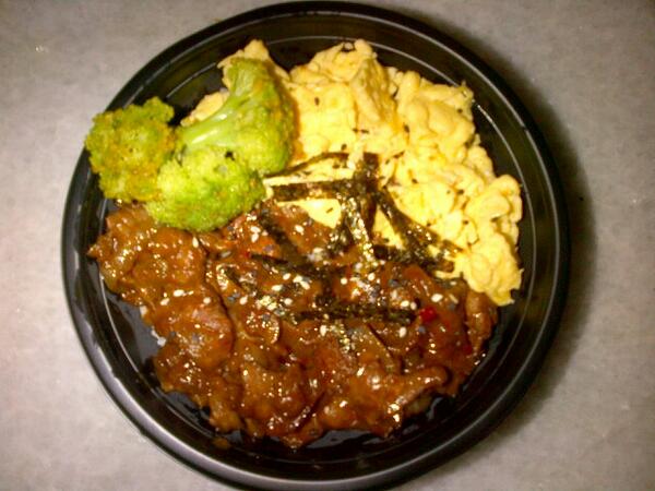 SushiMaan's tweet photo. Donburi http://t.co/ONkNtvYyCs