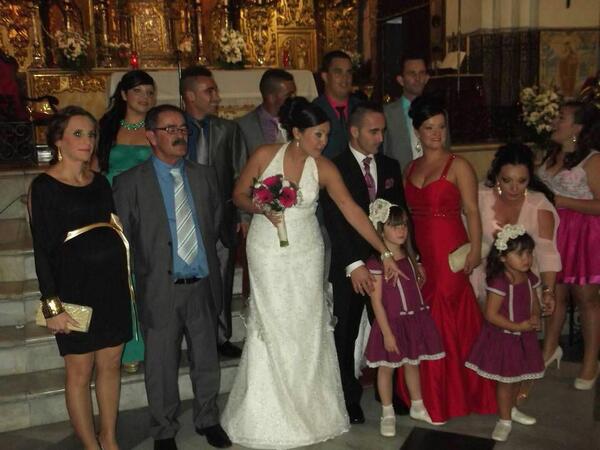 LopezUlric's tweet photo. Mira ke familia mas bonita tengo os kiero http://t.co/MExBu8uNtk