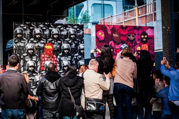 ChrisPotter44's tweet photo. #banksyny mad rush today to see this fine pair http://t.co/JyVQ9DiBPS