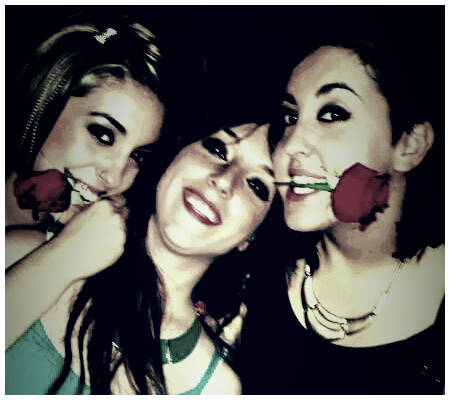 Mis chicas <a href="/elsalocura/">elsa</a> y <a href="/patri_ohuuyeah/">Patricia montealegre</a>