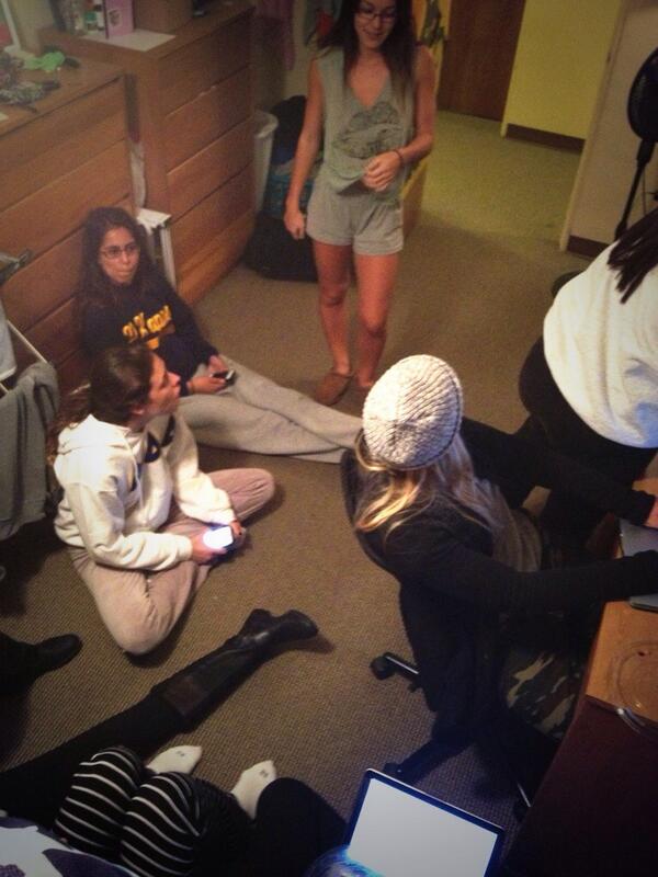 jmads1394's tweet photo. Love coming back to this 👯😍 http://t.co/TYHlnrN0EY