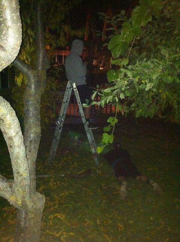 JustiRoach's tweet photo. Catchin raccoons with boys @carsenro @natecarter11 #josh #david http://t.co/DgN8Vci9Vy