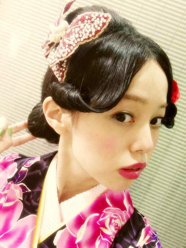 青柳 文子 これの撮影の時の ヘアメイクはkomakiさん Http T Co 6y3mm8xx1n