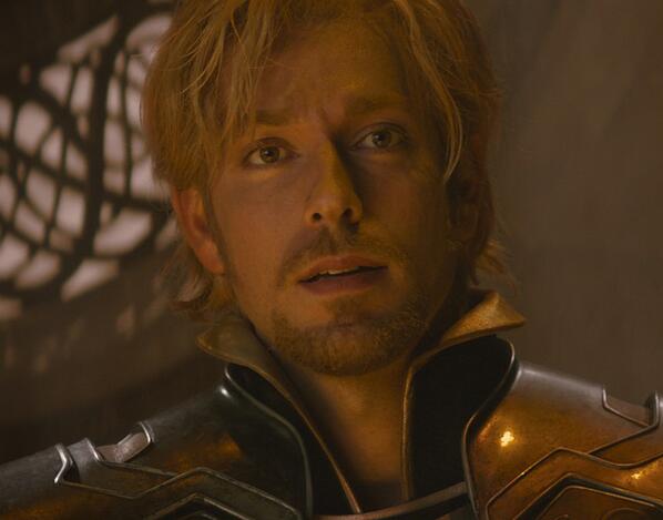 Fandral_'s tweet photo. Me http://t.co/oNN71IUl2J