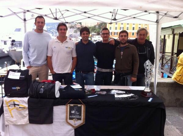 RNCamogli's tweet photo. La prima domenica. Grazie da tutto lo Stand! La vostra risposta e' stata buona! #rariperscelta http://t.co/goSGZVriYg