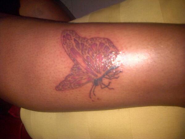 MAVITOLICIOUS's tweet photo. Don't b afraid, m a good tattoo artist, come n gt urslf inked....#Team3D-Tattz!!!! http://t.co/g4lzQcJkf6