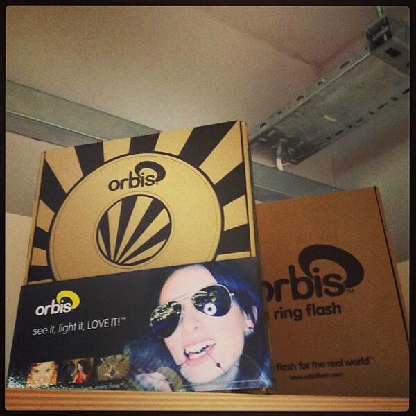 enlightphotopro's tweet image. #orbisrf in the office. #ringflash #strobist ift.tt/1bONhVF