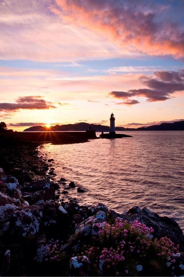 VisitScotland's tweet image. Incredibly warming picture from the Isle of Mull. Well shot @HistoryNeedsYou #naturalscotland