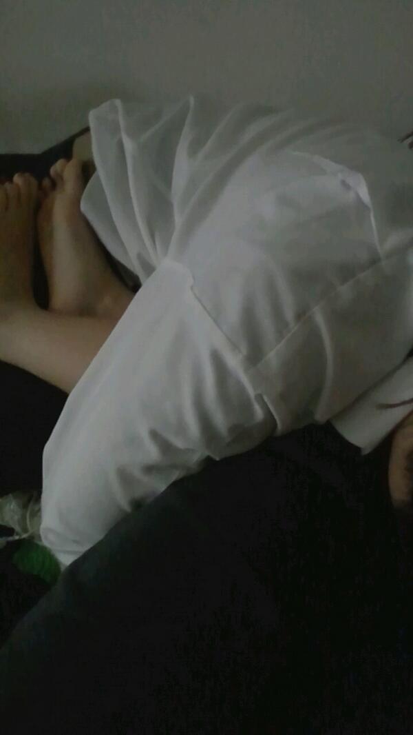iwill_r's tweet photo. 赤ちゃんだろ笑 http://t.co/mKpCxZ4Z3v