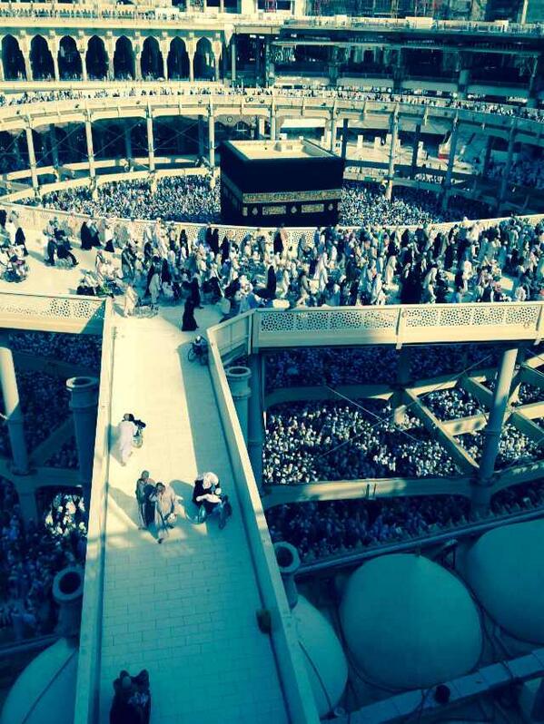 السَّلاَمُ عَلَيْكُمْ وَرَحْمَةُ اللهِ وَبَرَكَاتُهُ