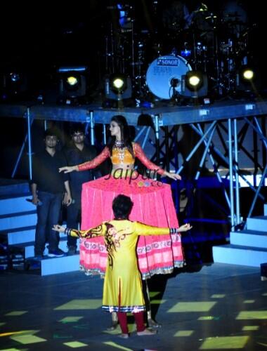 Embedded image permalink