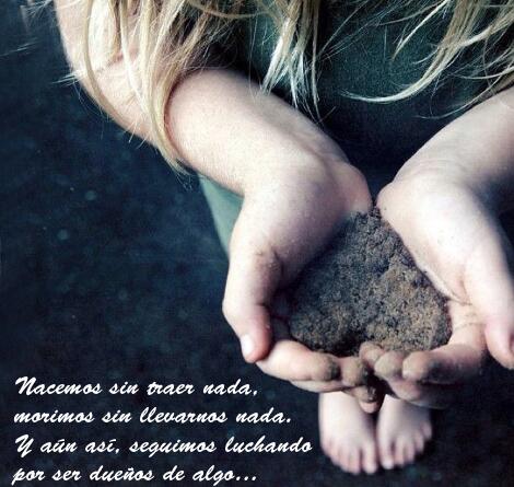 ArgentumDoc's tweet photo. Nacemos sin traer nada, morimos sin llevarnos nada. Y aún así, seguimos luchando por ser dueños de algo. http://t.co/FVjlyS2brI