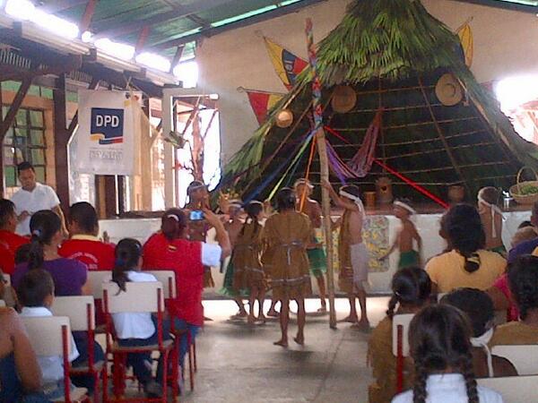 Mes de la Resistencia Indígena. UEN Pre-Vocacional Castellón