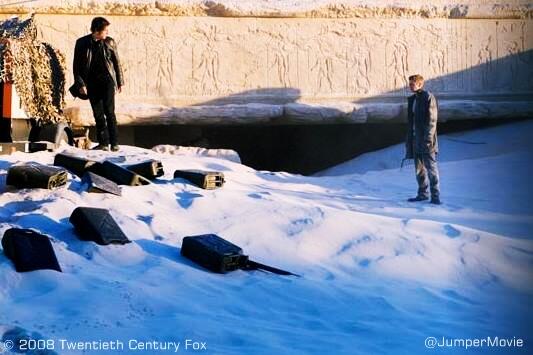 JumperMovie's tweet photo. @1jamiebell as Griffin and Hayden Christensen as Davey in #JumperMovie http://t.co/Jg71yQlEcA