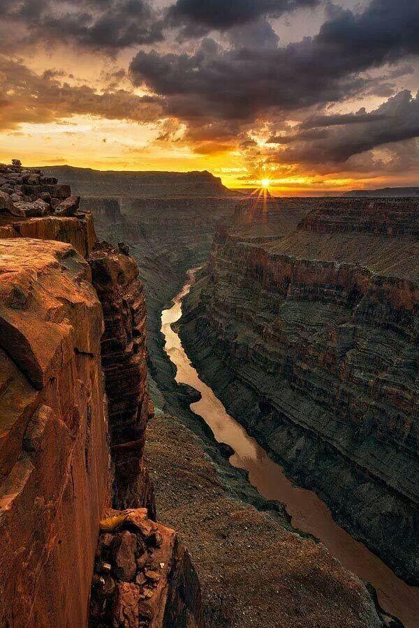 PinkChocoCandy's tweet photo. Stunning Sunrise http://t.co/tc0dEs312S