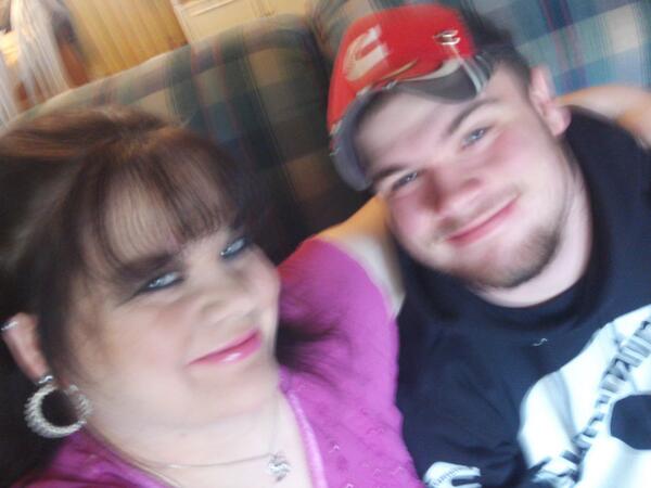 stacybrbaits's tweet photo. MY VERY HANDSOME SON TRAVIS R. BROWN ~ SO PROUD OF HIM ~ LOVE HIM SO MUCH ~ http://t.co/6dEKonBQA9