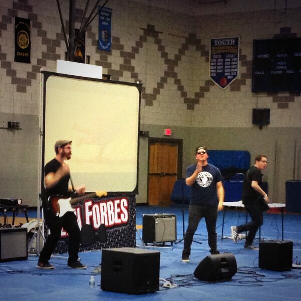 MSimmonsTLC's tweet photo. Deaf rapper @seanforbes rocked it out at TLC today! http://t.co/ETnNyv4M9L