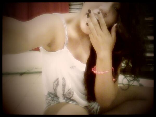 ImAransha's tweet photo. :o Mira Como Me Asustan 
Tus Inderectas JAJAJ http://t.co/f9eIsnY4zM