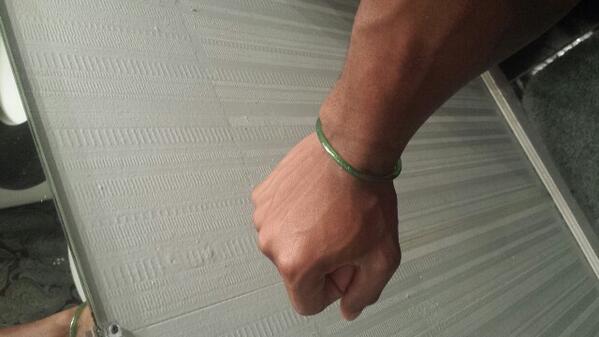 antoniobryant1's tweet image. Ya wouldnt understand y this simple green bracelet means so much #iteverything to me