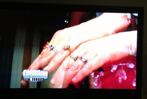 njwedding's tweet image. Excellent discussion on #MarriageEquality in #NewJersey on @ChasingNJ tonight! #ChasingNJ