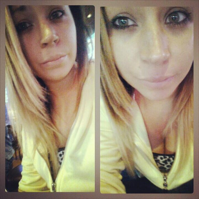 I could pull off being a blonde. My hair looks soo blonde here. #blondie #loveit http://t.co/ihUBPhv<a href="/tag/loveit"class="tags"><span>#loveit</span></a><a href="/tag/blondie"class="tags"><span>#blondie</span></a>