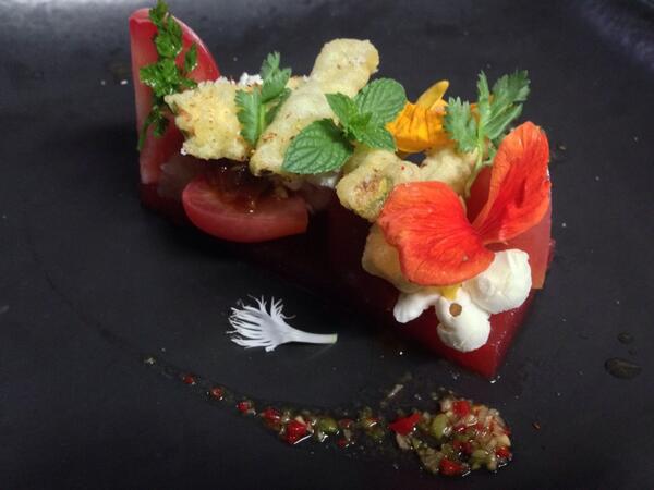 122chef's tweet photo. Compressed watermelon w zucchini tempura http://t.co/rcMSR0RSDQ