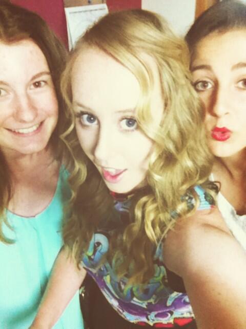 kell_bell21's tweet photo. 21st OCTOBER 2013 <3 <3 @onedirection What an incredible night I'll remember for the rest of my life! Thankyou 1D! http://t.co/xBl44gXAmS
