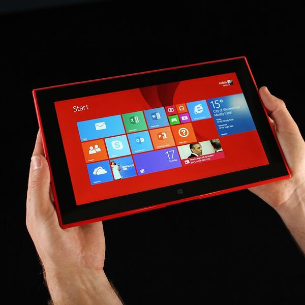 Be the first one to own the stunning Nokia #Lumia2520 tablet! RT for a chance to win! #WinANokia